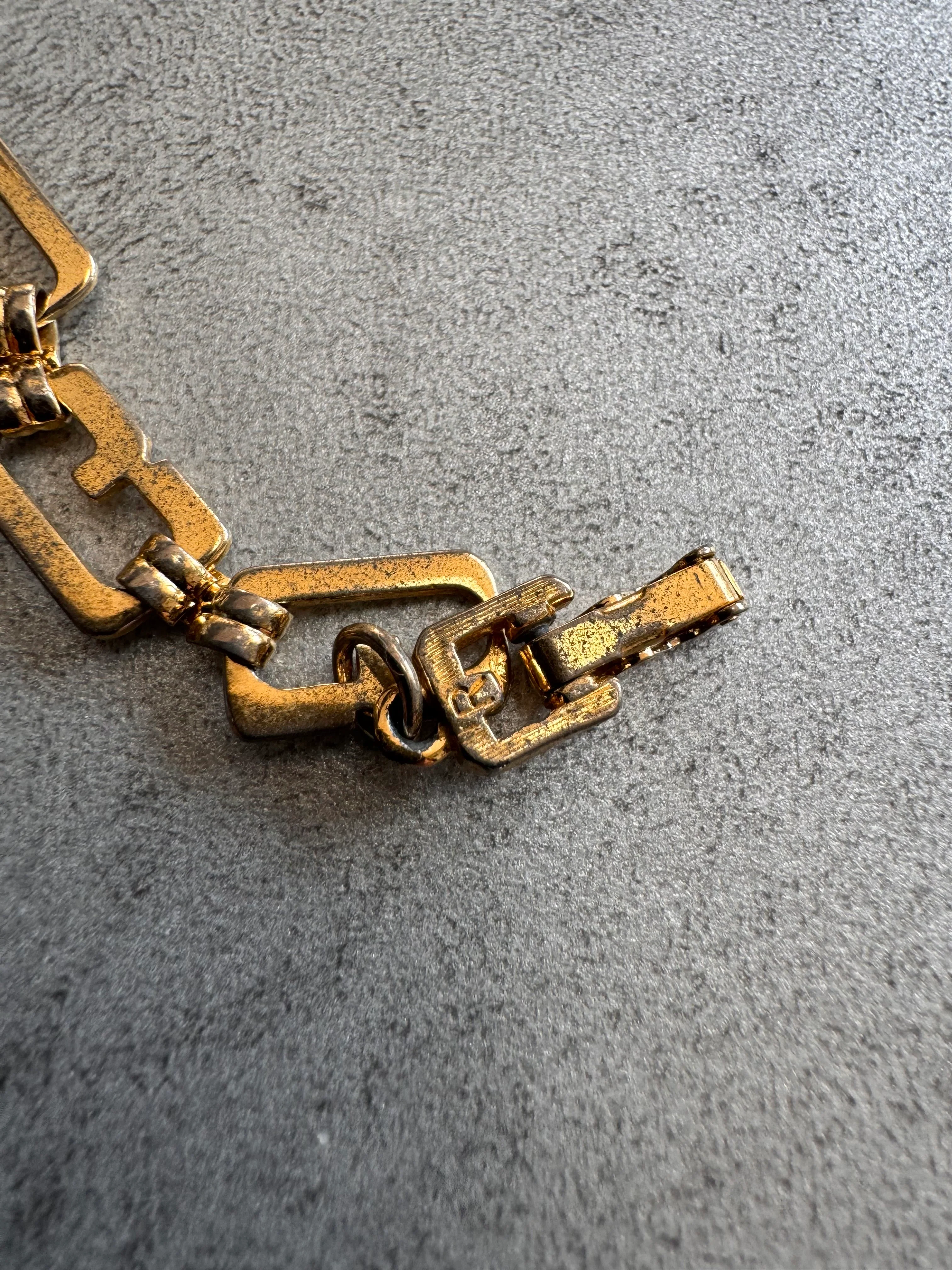 1980s Givenchy Monogram Golden Chain Link Bracelet - Image 3