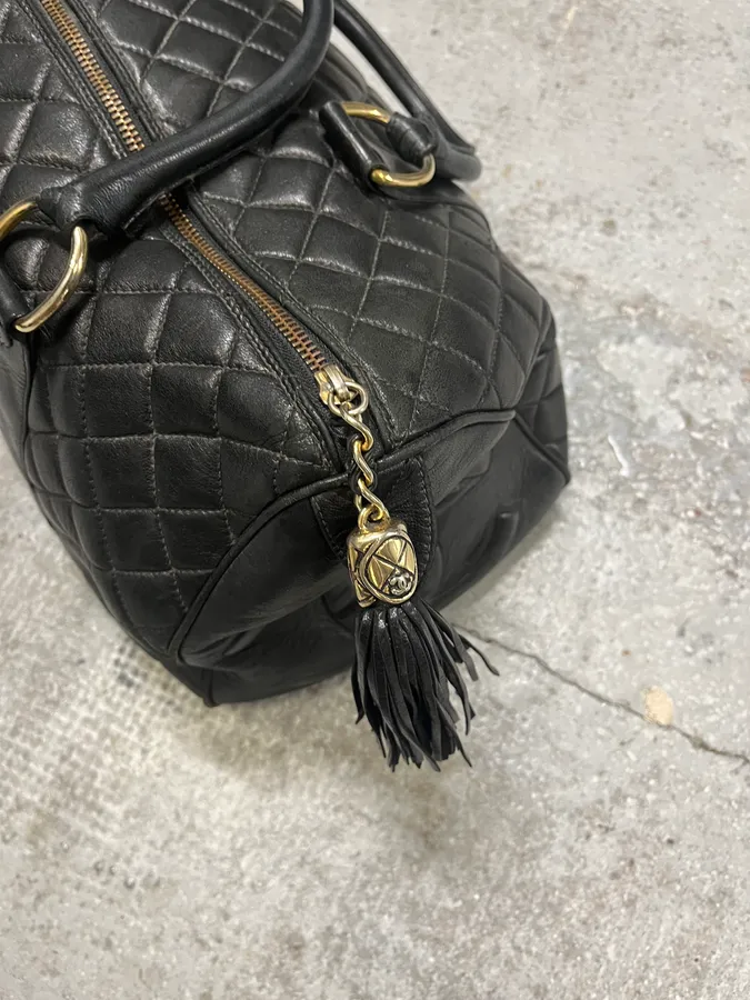 1990s Chanel Black Leather Bowling Quilted Handle Bag - Image 9