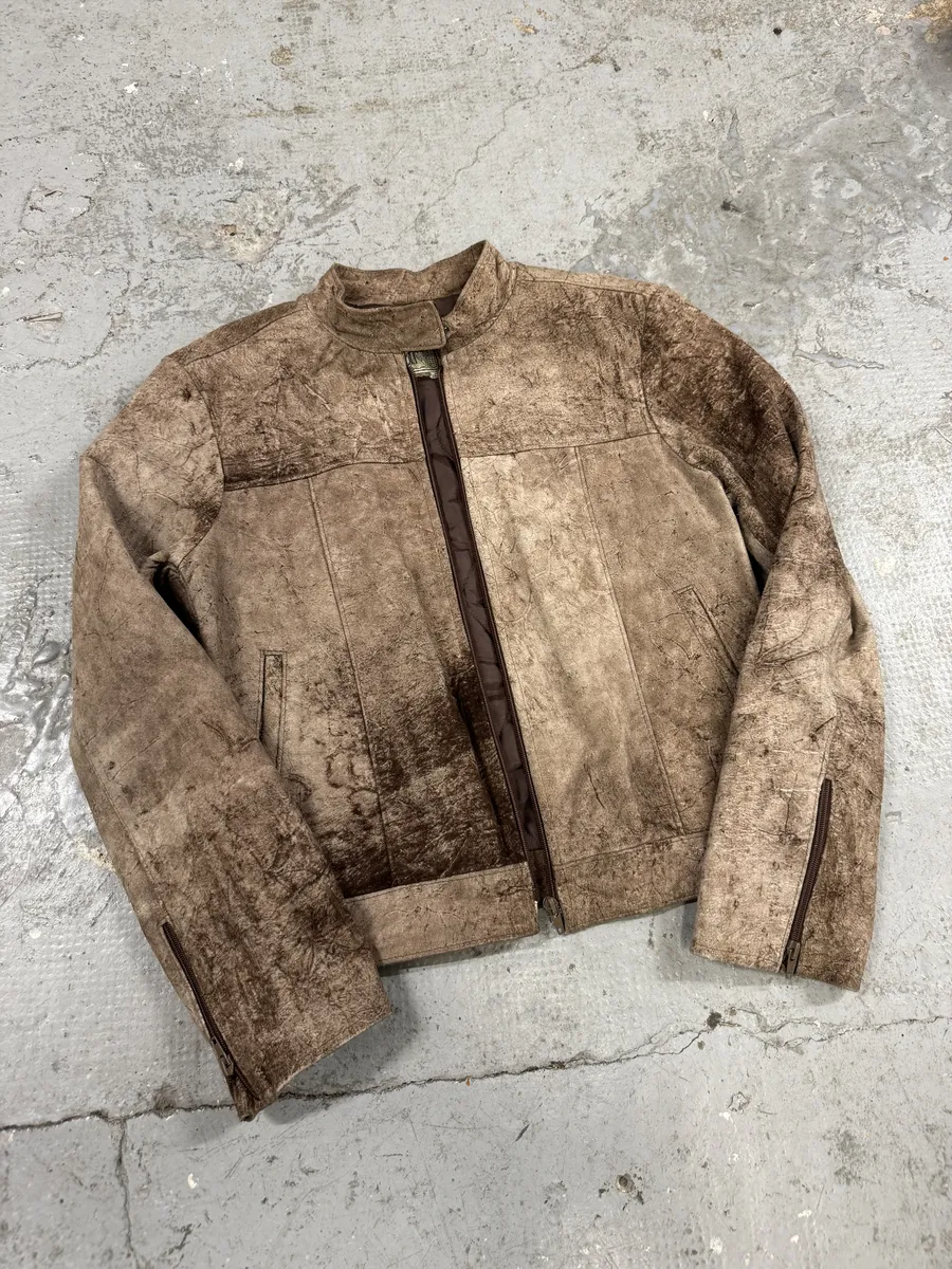 1990s Italian Artisanal Eroded Leather Jacket - Image 8