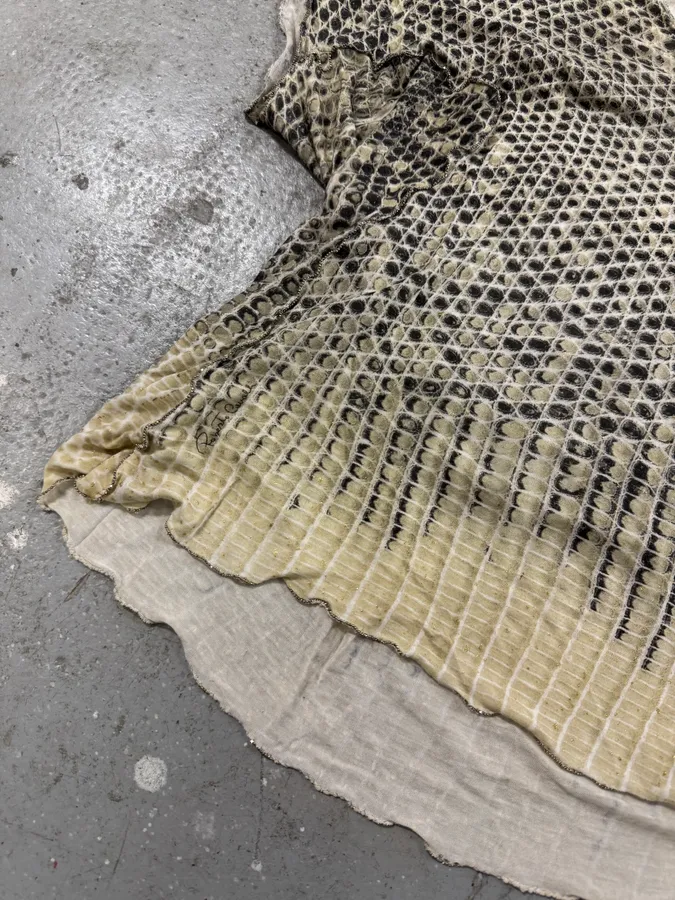 1990s Roberto Cavalli Snake Top - Image 7