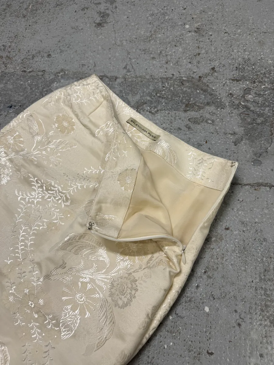 2000s Balenciaga Flowers Cream Beige Skirt - Image 6