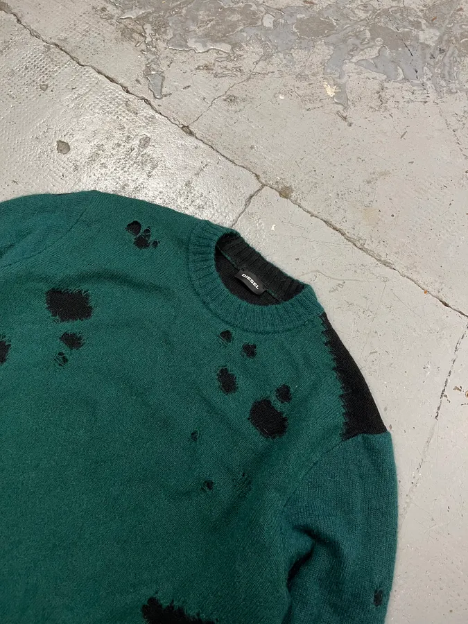 2000s Diesel Green & Black Destroyed Wool Sweater - Image 6