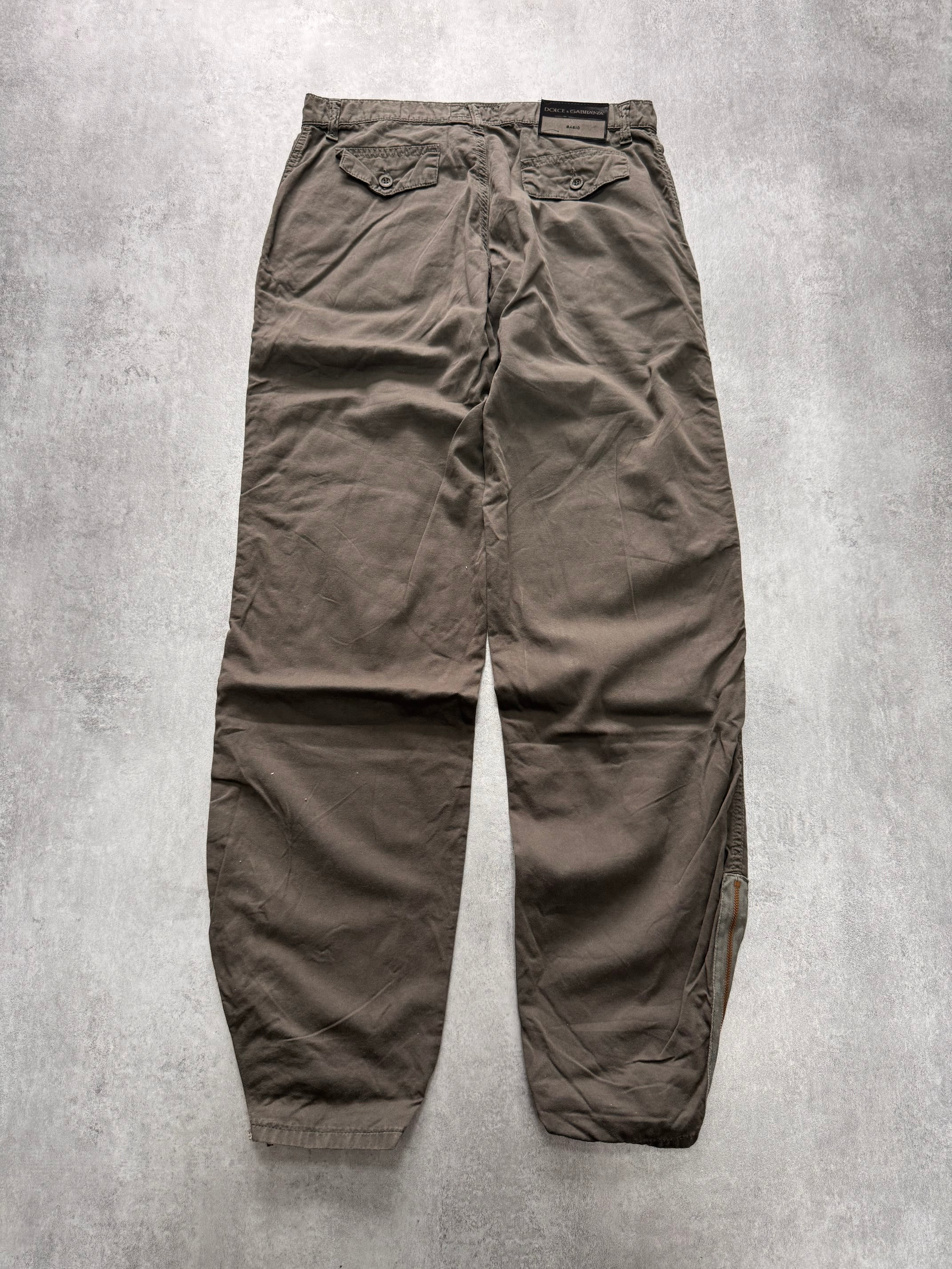 2000s Dolce & Gabbana Basic Studded Cargo Olive Pants - Image 3