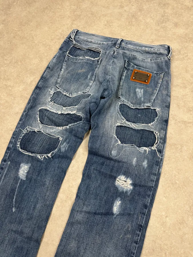 2000s Dolce & Gabbana Blue Destroyed Denim Jeans - Image 10