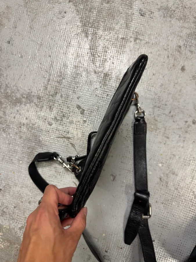 2000s Dolce & Gabbana Padlock Black Leather Shoulder Bag - Image 10