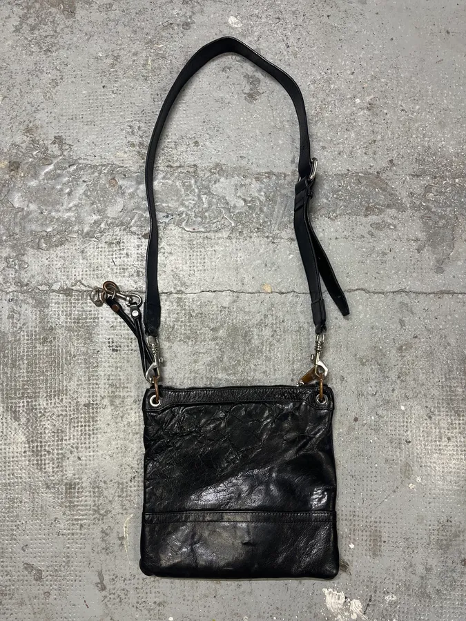 2000s Dolce & Gabbana Padlock Black Leather Shoulder Bag - Image 5