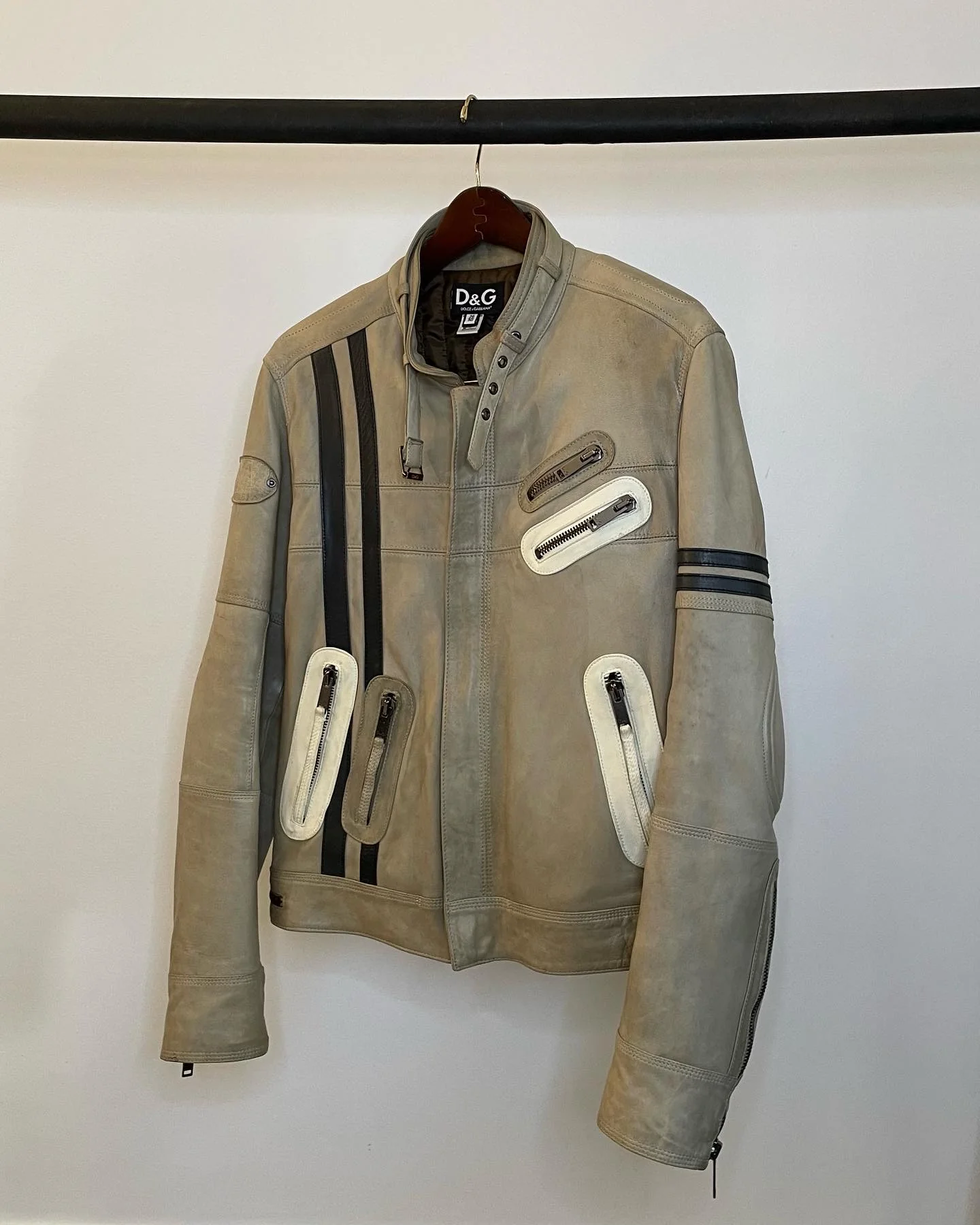 2000s Dolce & Gabbana Racing Cafe Leather Jacket - Image 3