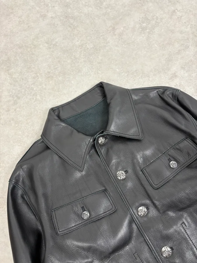 2000s Gianni Versace Pure Black Leather Embellished Trucker Jacket - Image 5