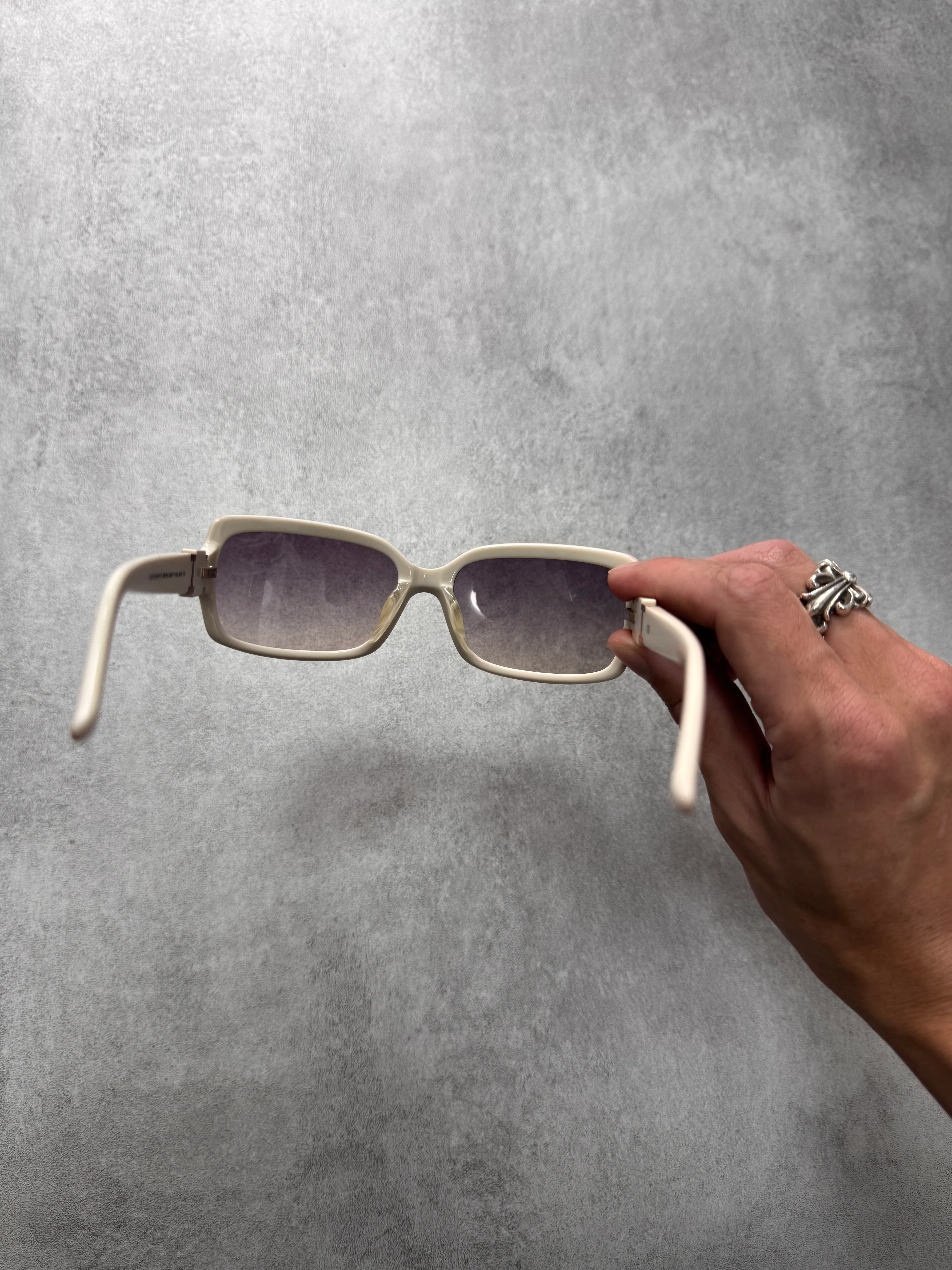 2000s Givenchy White Rectangle Sunglasses - Image 4