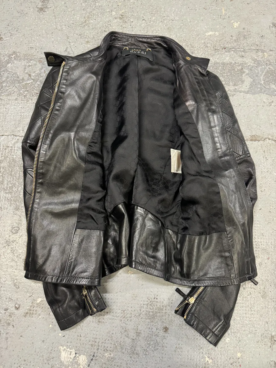 2000s Gucci Asymmetrical Black Leather Jacket - Image 8