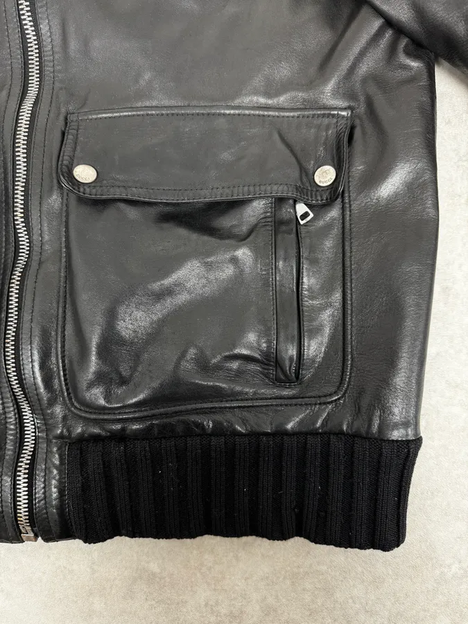 2000s Gucci Shearling Collat Black Leather Jacket - Image 8