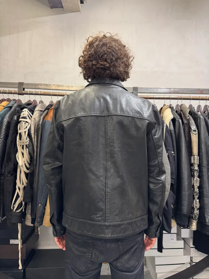 2000s Levi’s Black Leather Simple Jacket - Image 3
