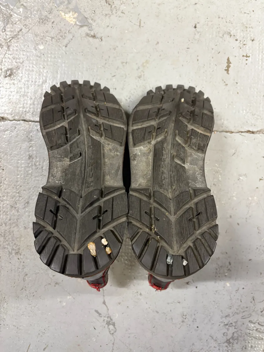 2000s MiuMiu Brown Red Seams Ankle Leather Boots - Image 9