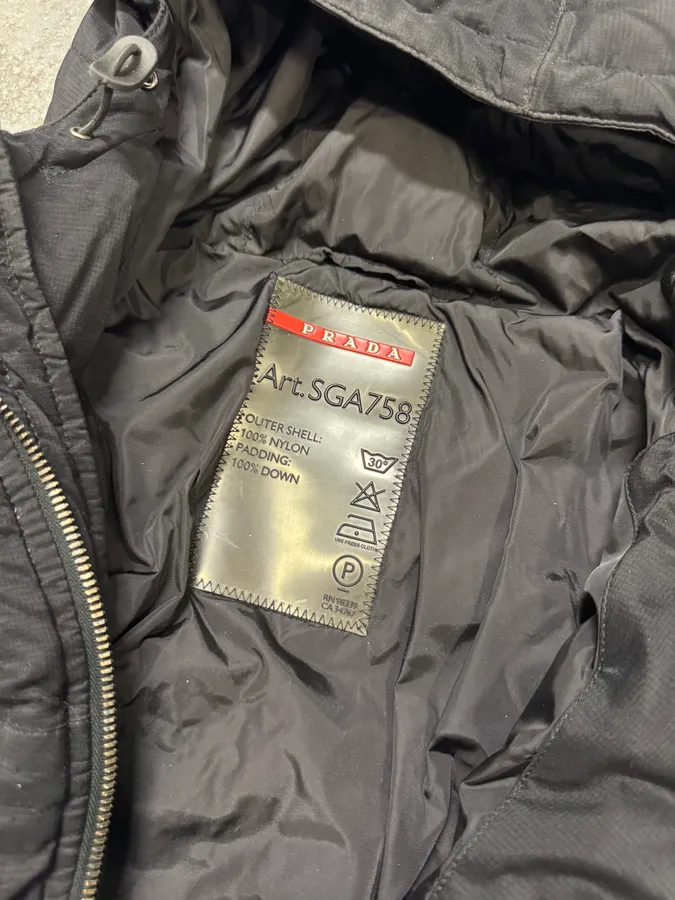 2000s Prada Black Linea Rossa Puffer Hooded Jacket - Image 7