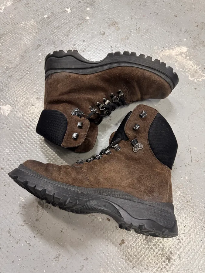 2000s Prada Hiking Brown Suede Leather Boots - Image 4