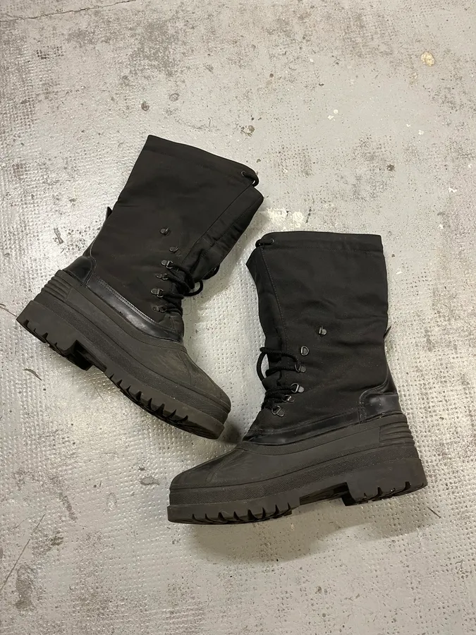 AW1999 Gucci Ankle Leather Boots by Tom Ford - Image 5