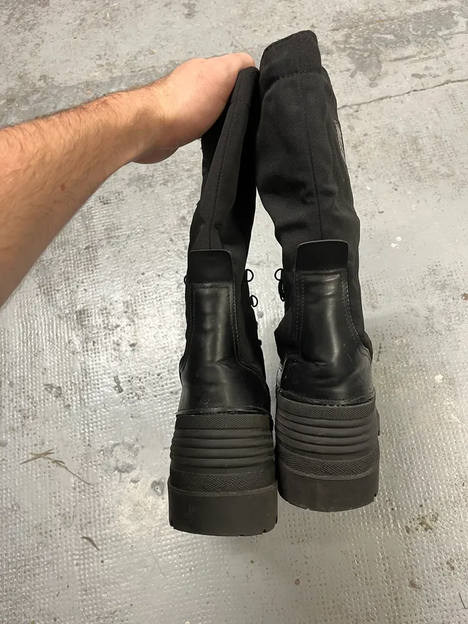 AW1999 Gucci Ankle Leather Boots by Tom Ford - Image 6