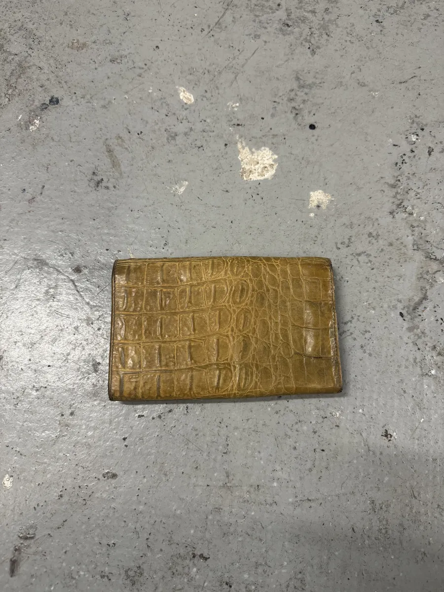 AW2000 Roberto Cavalli Embossed Crocodile Leather Effect Gold Wallet - Image 4