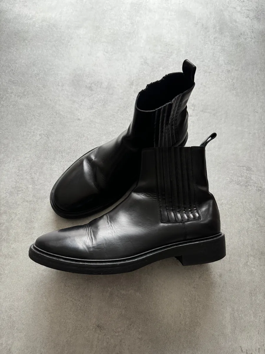 Balenciaga Chelsea Ankle Leather Boots - Image 6