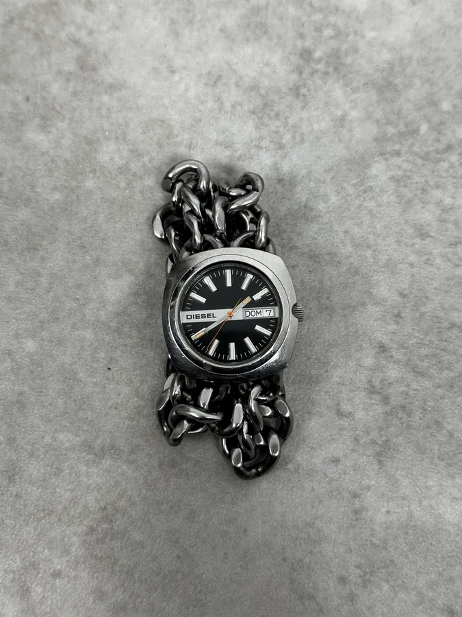 Diesel Avant Garde Grey Metallic Chains Watch - Image 6