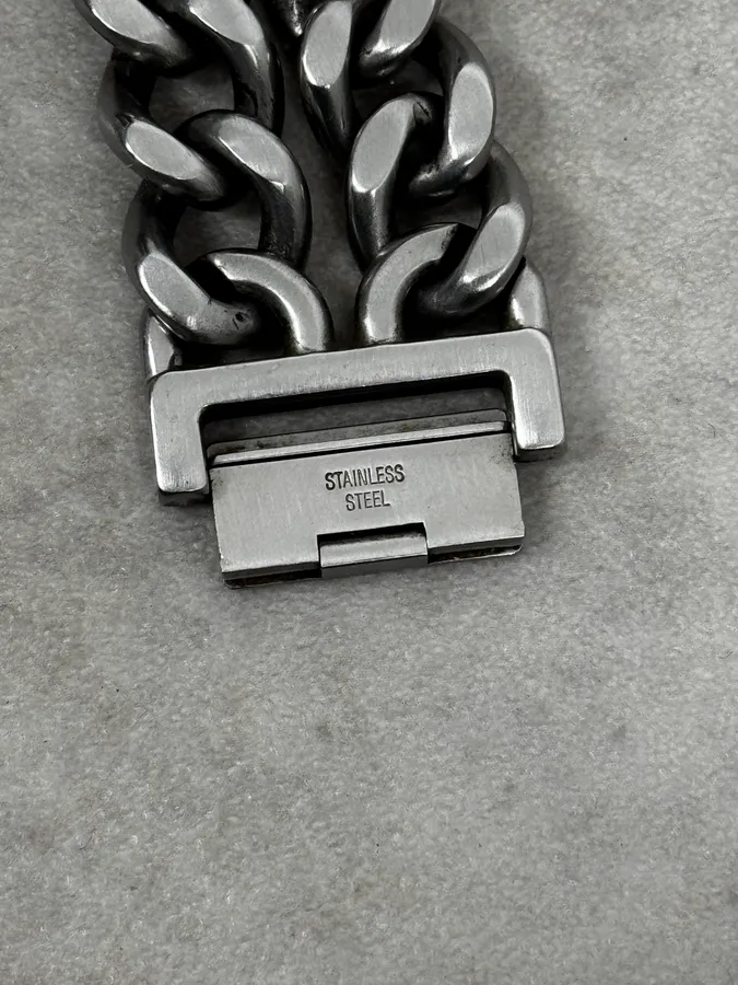 Diesel Avant Garde Grey Metallic Chains Watch - Image 9