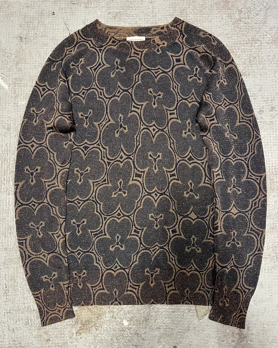 Dries Van Noten Navy Flowers Sweater - Image 6