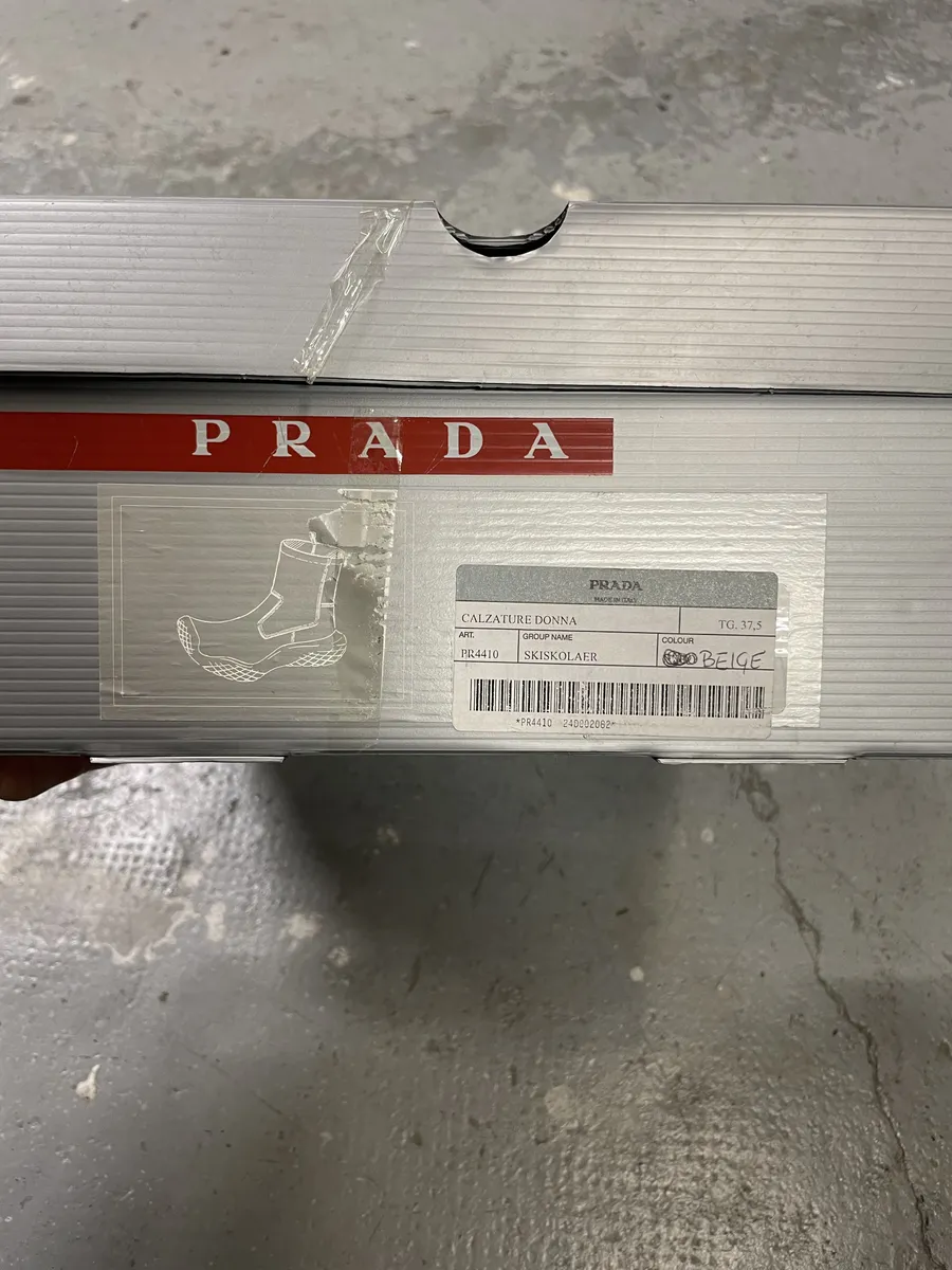 FW1999 Prada Vibram Grey Ankle Leather Boots - Image 11