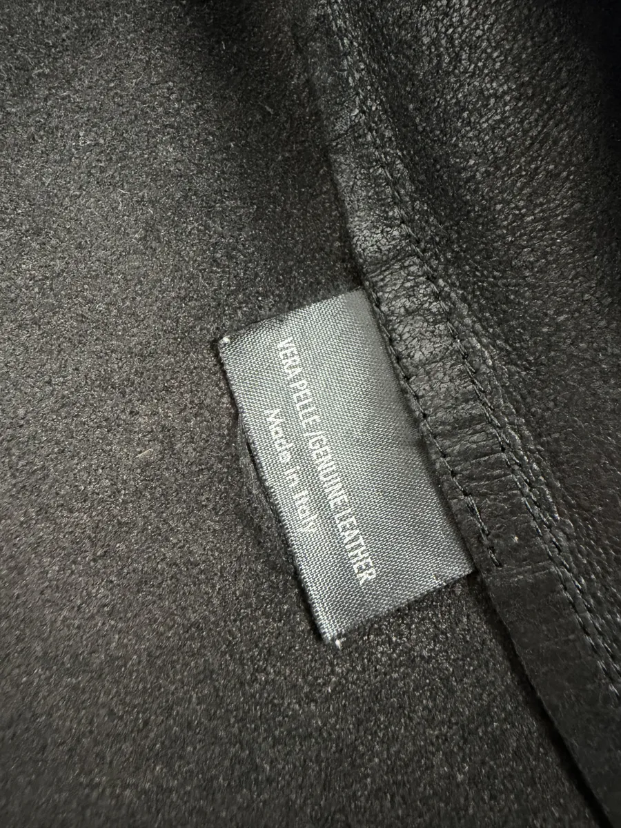 FW2000 Gucci Black Premium Minimalist Leather Jacket - Image 8