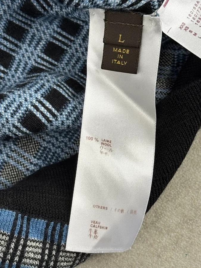 Louis Vuitton Blue Checkered Contemporary Sweater - Image 9