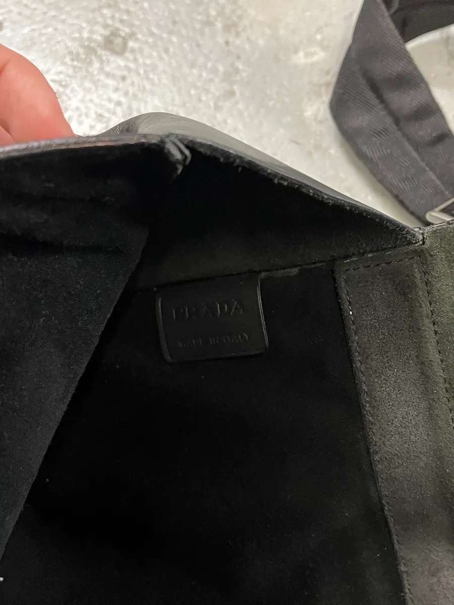 Prada Black Leather Crossbody Shoulder Bag - Image 10
