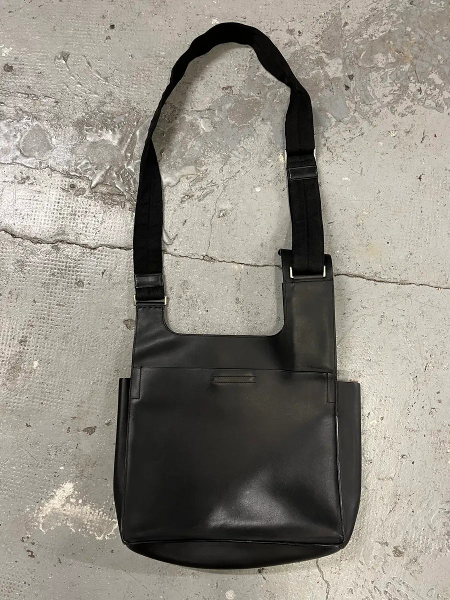 Prada Black Leather Crossbody Shoulder Bag - Image 8