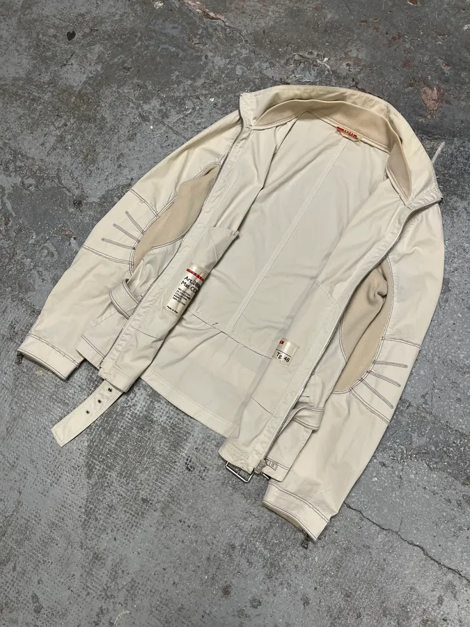 SS2002 Prada Beige Light Belted Zip-up Jacket - Image 3