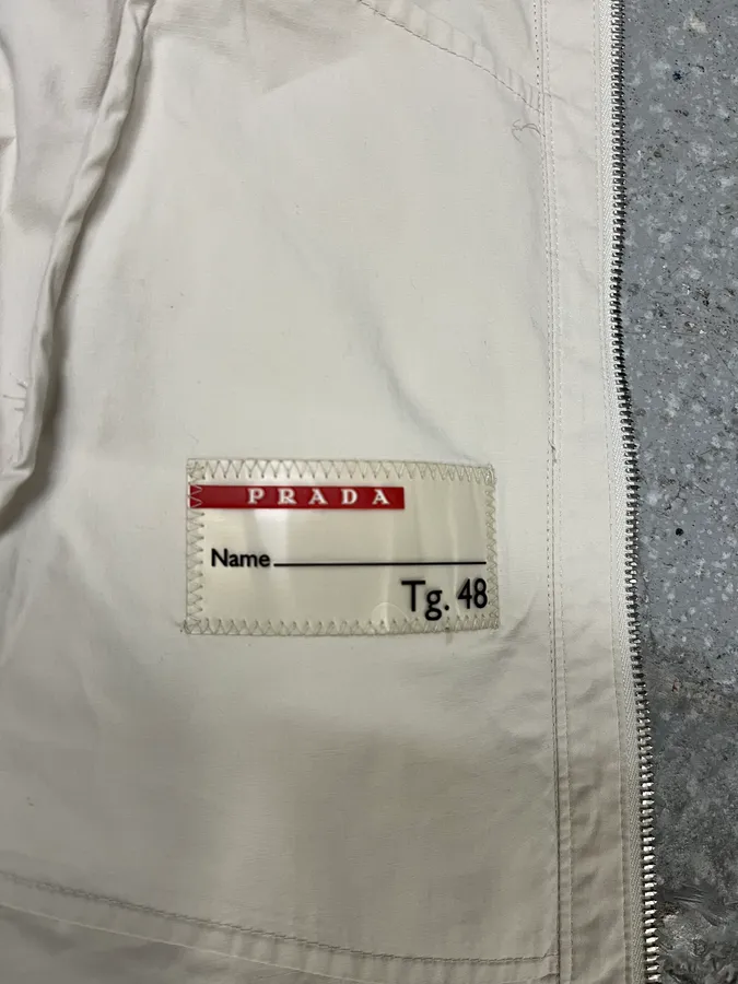 SS2002 Prada Beige Light Belted Zip-up Jacket - Image 8