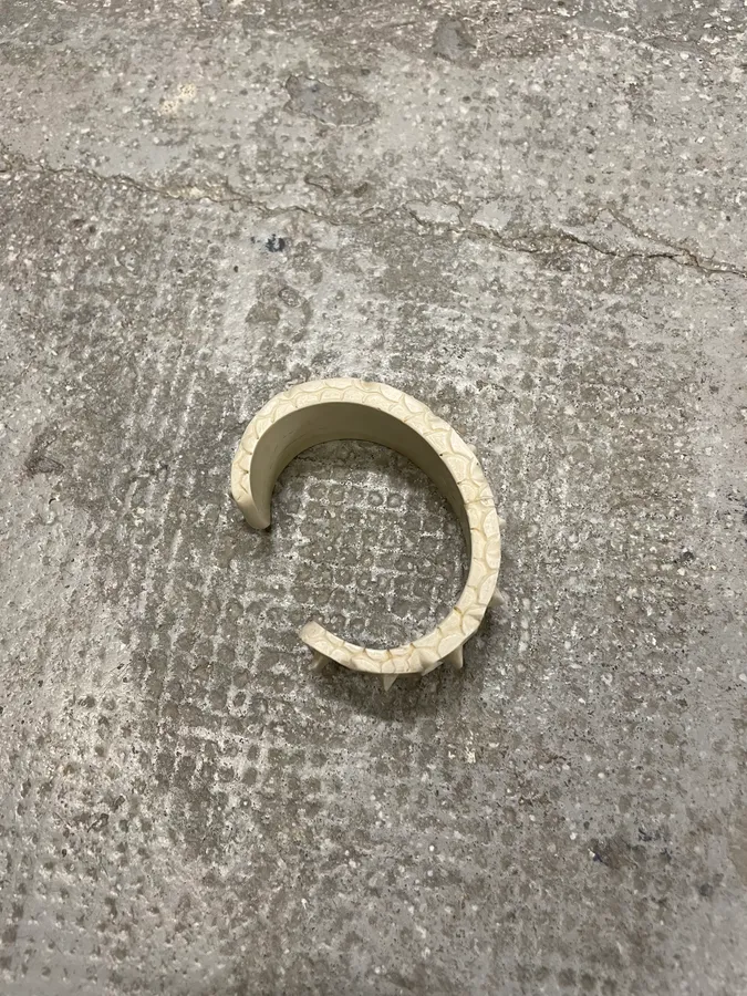 SS2005 Helmut Lang Alligator Resin Bracelet - Image 4